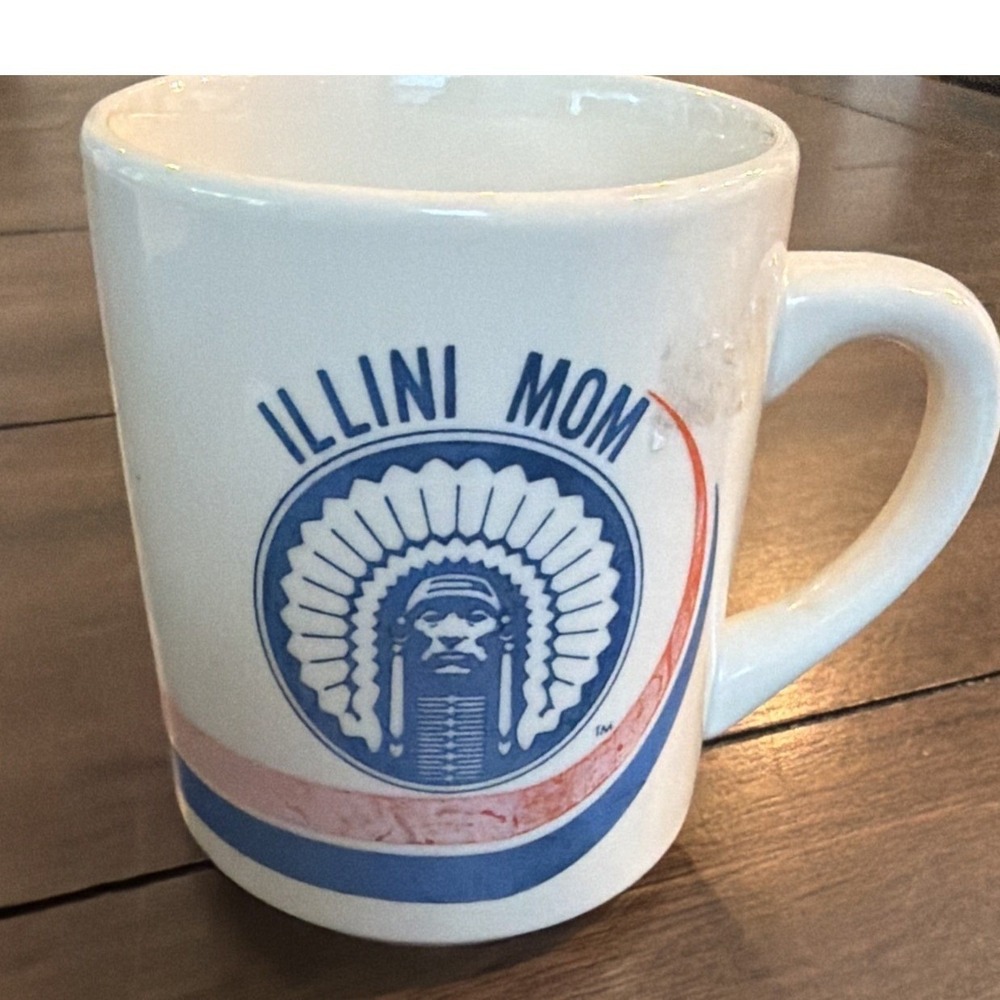 Vintage University of Illinois Illini Mom Mug Chief Illiniwek Retro Coffee Cup
